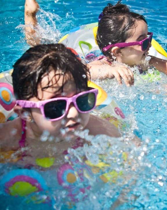 Ashton Pines Apartments in Waterford, MI For Rent